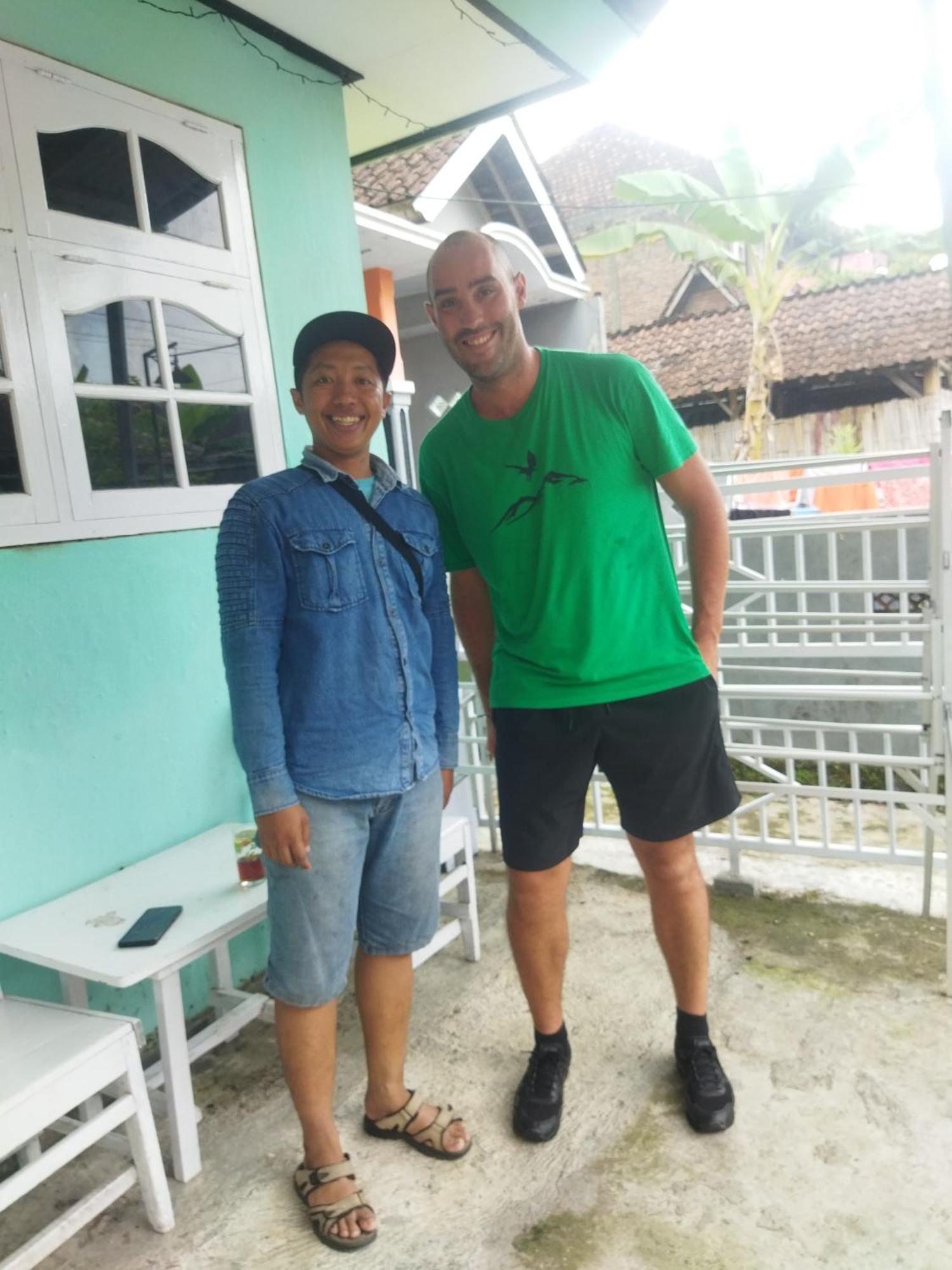 Nio Homestay And Tour Licin ภายนอก รูปภาพ