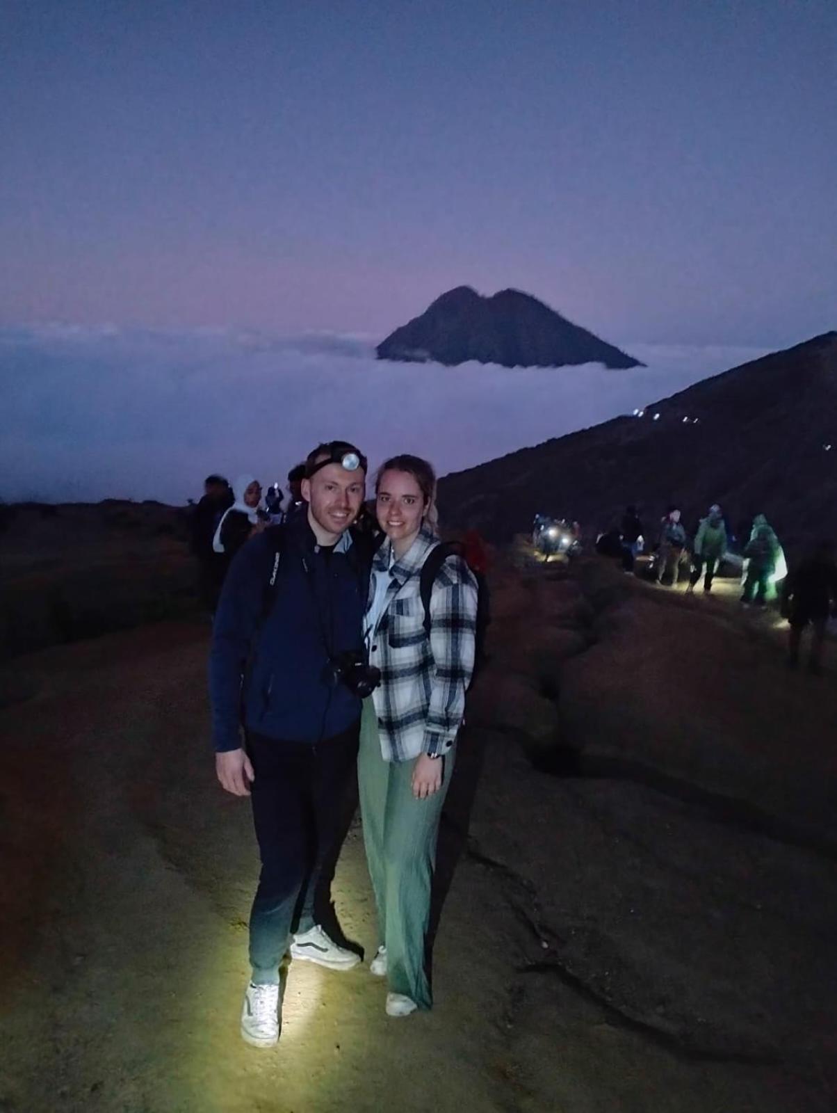 Nio Homestay And Tour Licin ภายนอก รูปภาพ