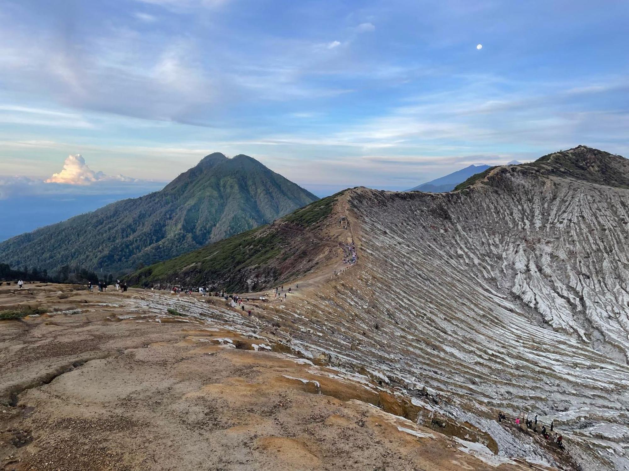 Nio Homestay And Tour Licin ภายนอก รูปภาพ